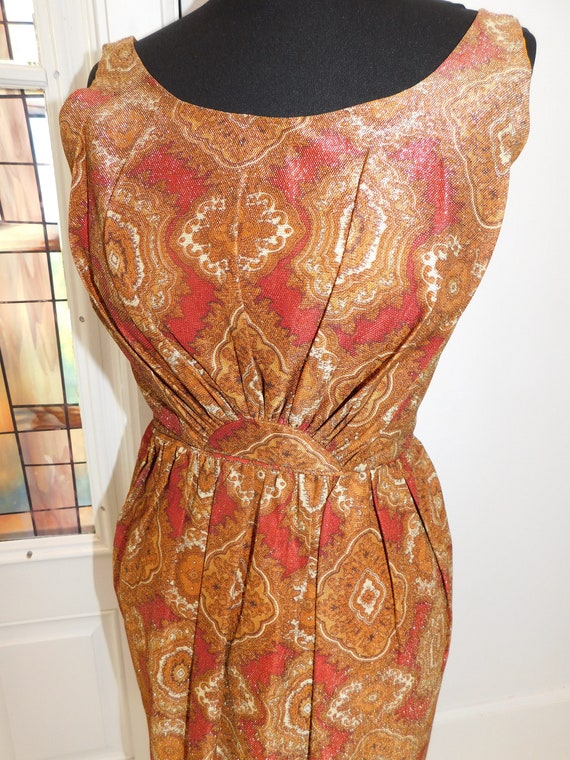 1950s Lurex Dress Metallic wiggle dress • vintage… - image 3