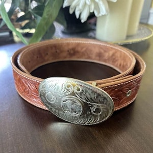 Vintage COMSTOCK SILVERSMITHS German SILVER Western Style Indian Head Buffalo Nickle Belt Buckle and Leather Belt 36&quot; inches