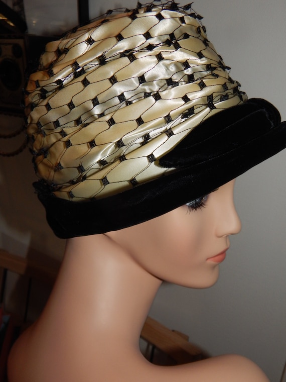 50s Velvet Satin Bucket Cloche Hat Brimmed Bowler 