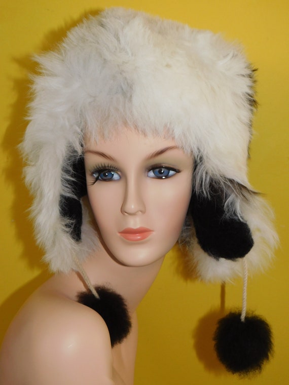 Vintage Tuscan Fur Pom Pom Ski Hat Sheepskin Shea… - image 2