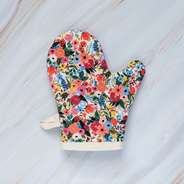 Petite Print Garden Party Pink Rifle Paper Co Floral Oven Mitt