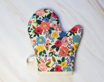 Vintage Blossom Cream Rifle Paper Co Fabric Floral Oven Mitt