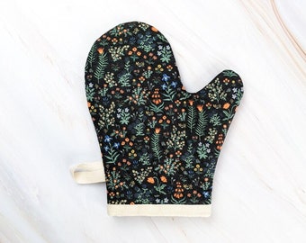 Menagerie Garden Black Rifle Paper Co Fabric Floral Oven Mitt