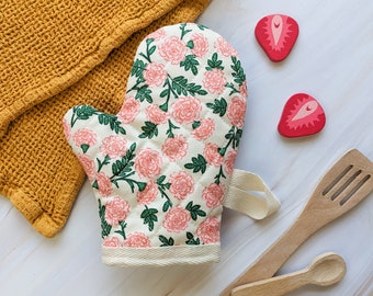 Pink Floral Pretend Play Mini Oven Mitt