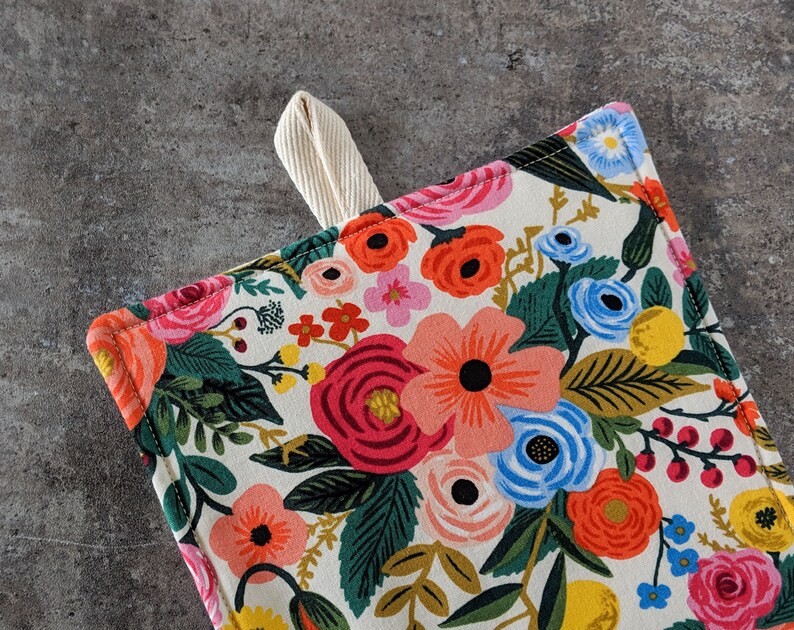 Garden Party Cream Rifle Paper Co Floral Pot Holder - Thumbnail 3