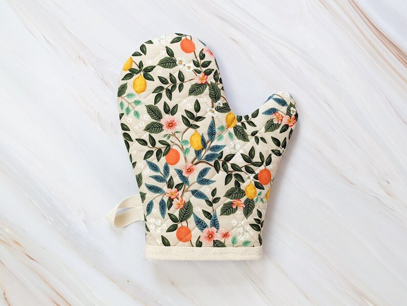 Rifle Paper Co. Oven Mitt - Thumbnail 2