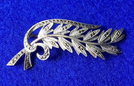 Marcasite Silver Sterling Leaf shaped Art deco earrings