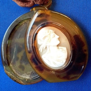 Victorian Faux ‘Tortoiseshell Cameo Locket’ circa 1880