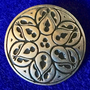 Vintage St Justin Celtic Circular Pewter Brooch
