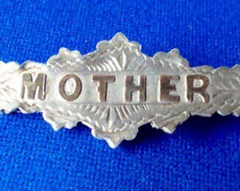Late Victorian Ornate Silver ‘Mother’ Brooch in wonderful Antique Condition
