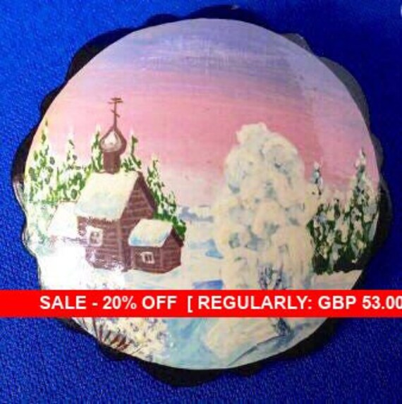 Hand-painted Russian Lacquer Brooch