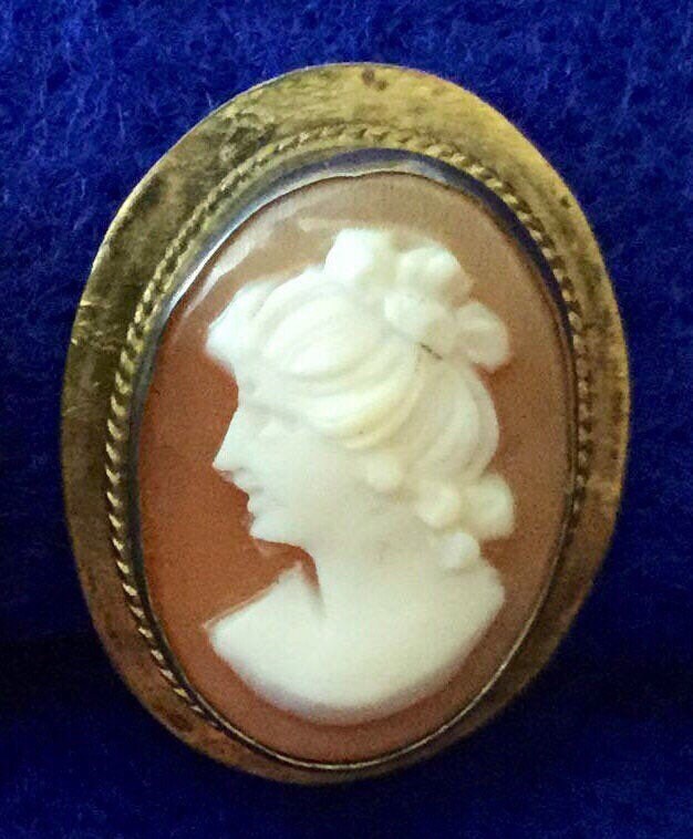 Victorian Shell Cameo Screw Back Earrings in 800 Grade Silver - Etsy UK