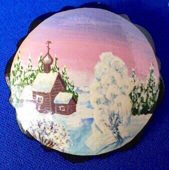 Hand-painted Russian Lacquer Brooch - image 1