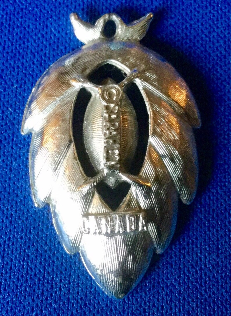 Sarah Coventry Leaf Pendant with Crystal Rhinestone Centre