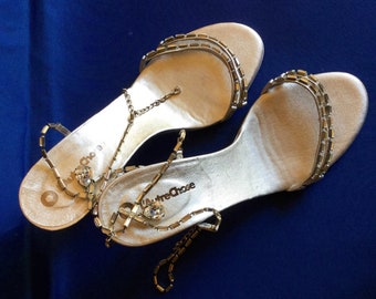 L’Autre Chose 1980s Italian Made Silver Lame Leather Stiletto Evening Sandals with Diamante Straps and 10 cm Heels in Original Box