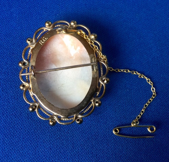 Victorian Shell Cameo Brooch . 1800s - image 7