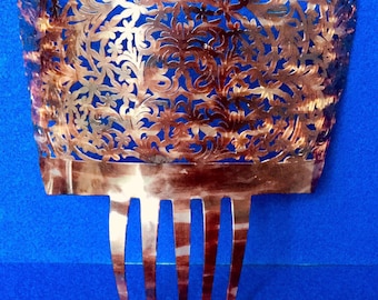 Fabulous Antique Victorian Celluloid Pieneta or Mantilla Comb