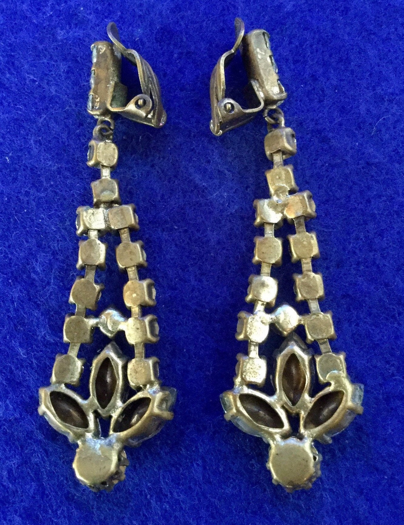 Boucles D'oreilles Vintage Art Nouveau - Style édouardien, Pendantes, Verre Et Métal Doré, Occasion