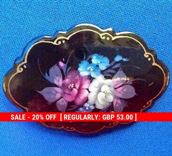 Hand-painted Russian Lacquer Brooch