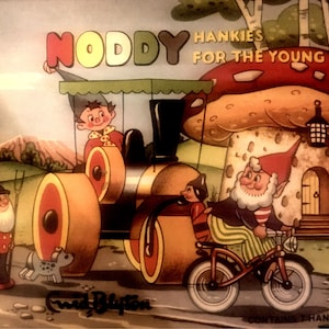 Enid Blyton’s Noddy. Rare Vintage 1950s Hankie Set Featuring Toytown Characters - 1950s Gift Set with 7 Cotton Hankies