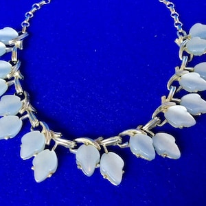 Stunning Mid-Century Coro Lucite & Rhodium Necklace - Dove Grey Bakelite Leaves hang from a Silvertone Chain with a Rhodium Backing