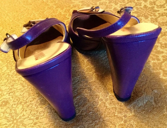 Vintage 90s Miu Miu Purple Leather Shoes with Pee… - image 4