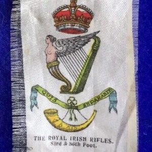 Antieke 1922 Original Royal Irish Rifles 83rd & 86th Foot Number 80 SINGLE Silk BDV Cigarette Card van Godfrey Philips Ltd