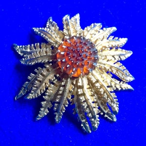Sarah Coventry Sunflower Brooch