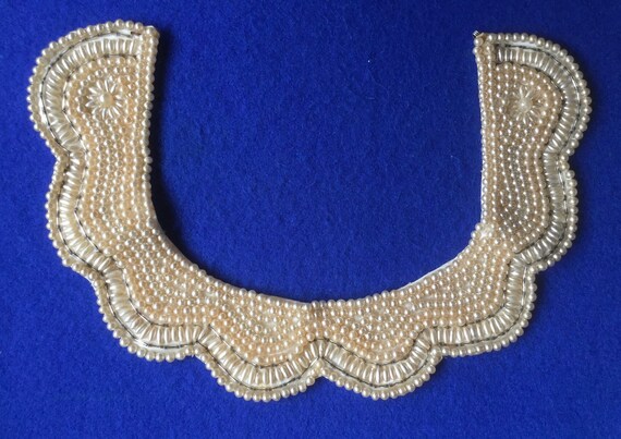 1920s Faux Pearl Peter Pan Collar - image 3