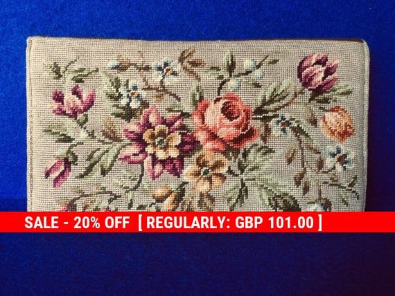Vintage 1930s Needlepoint Clutch Bag with Silk Moi