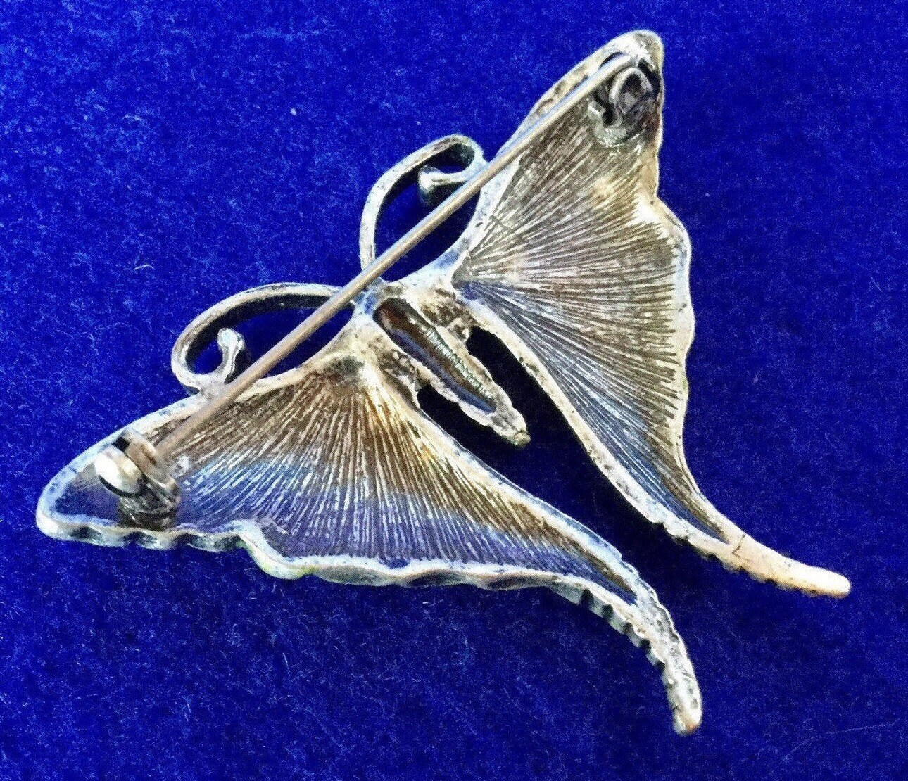 Broche Papillon Stylisée Vintage Années 1970 - Métal Doré Et Argenté, Sans Marque