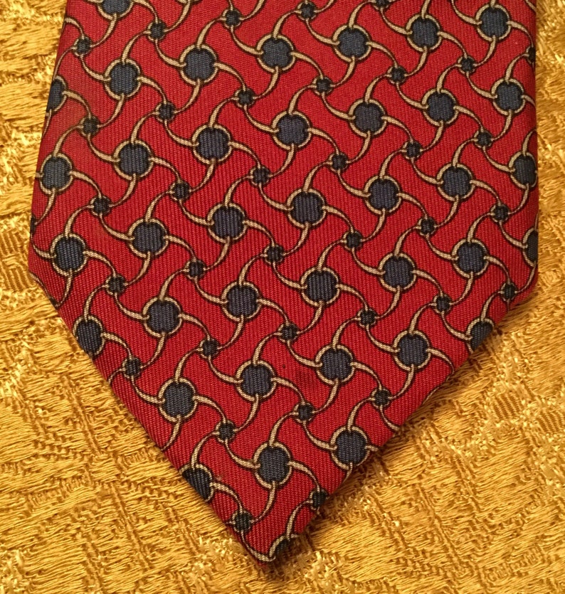 Vintage 1980s Hermès Tie Hermès Paris 100% Silk Necktie in a distinctive Geometric Design in Blue Spheres on a Burgundy Ground image 8