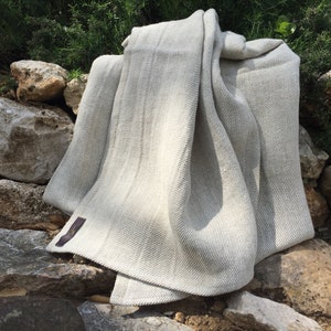 Thick Linen Bath Towel. Guest Room Towel. Heavy Weight Linen Towel. Huckaback Towel. image 4