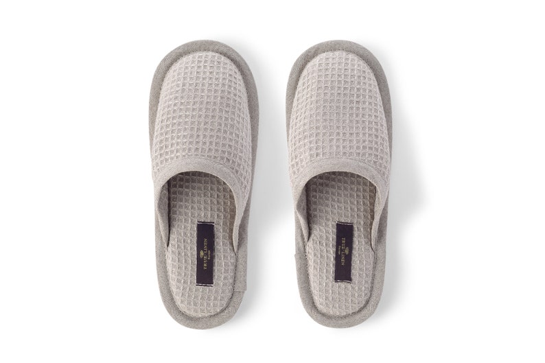 Linen Waffle Bath Unisex Slippers in Natural, Beige. Organic Spa, Sauna Slippers, Waffle Weave. image 1