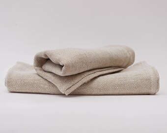 Thick Linen Bath Towel. Guest Room Towel. Heavy Weight Linen Towel. Huckaback Towel.