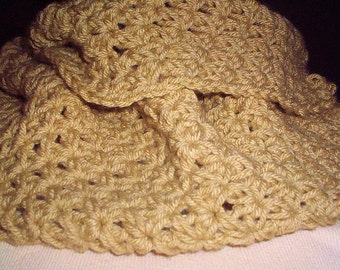 Tan infinity scarf made with acrylic yarn.  Wam and chunky scarf.  Makes a great gift.  Christmas gift, birthday gift.