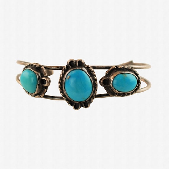 Very Rare Robin's Egg Turquoise Vintage Native American Navajo Sterling Silver Bracelet Old Very Rare Robin's Egg Turquoise Vintage Native American Navajo Sterling Silver Bracelet Old