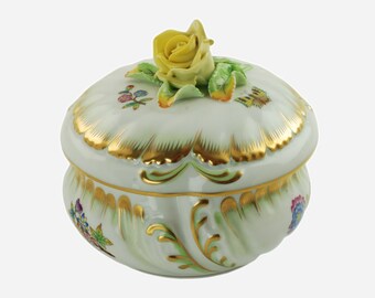 Vintage Herend Porcelain Queen Victoria Pattern Lidded Box 6076 54 VBO