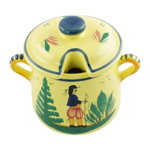 HB Quimper French Faïence Soleil Yellow Double Handled Mustard or Jam Pot, Hand Painted Petit Breton Motif with Flowers