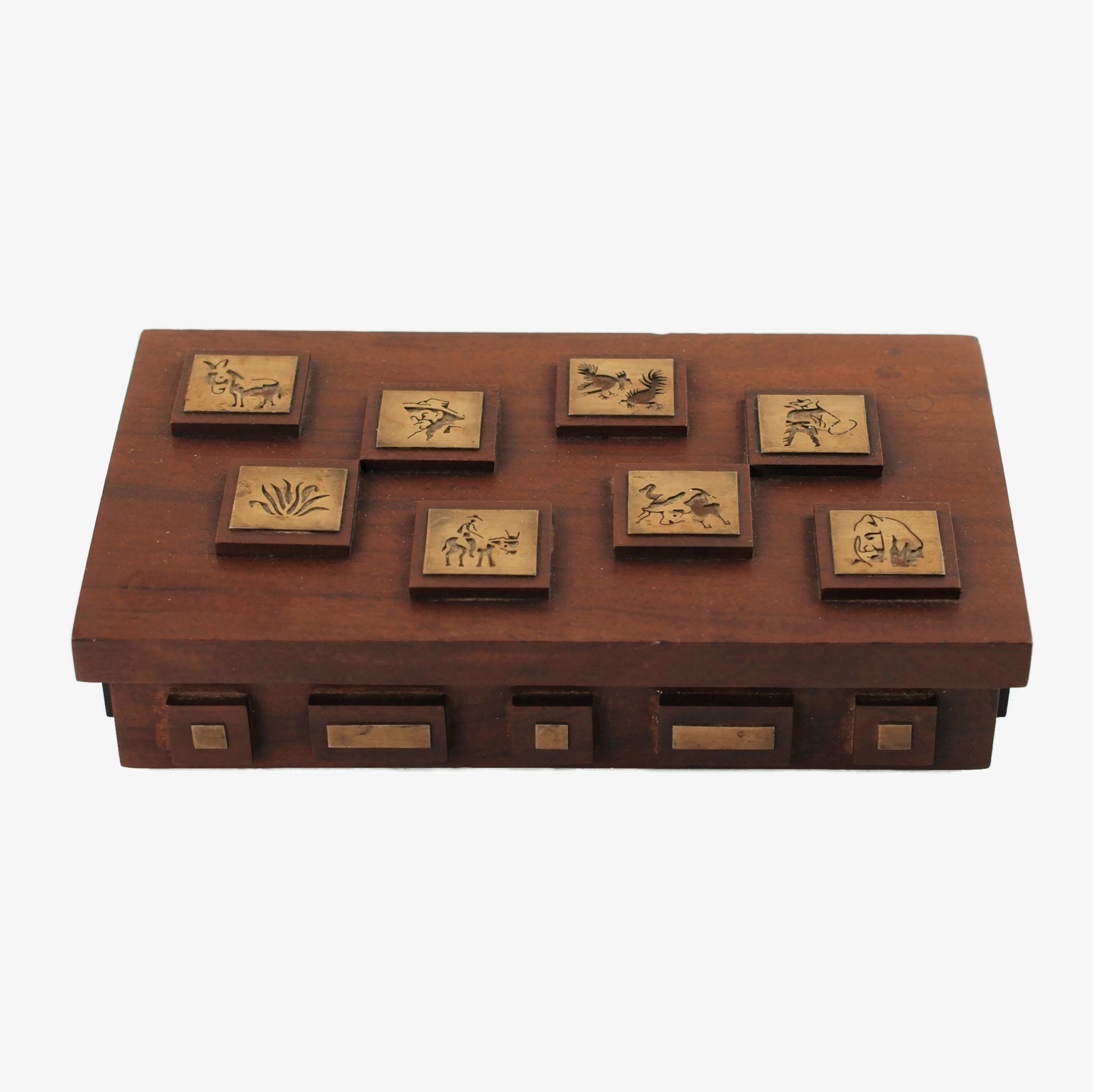 Boîte en Bois à Couvercle Vintage avec Médaillons Décoratifs Laiton