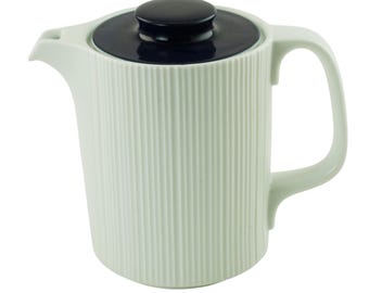 Vintage Tapio Wirkkala voor Rosenthal Studio Linie Variation witte geribbelde koffiepot blauw deksel Duits porselein