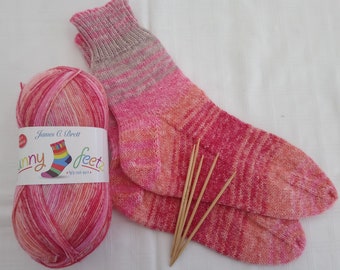 Funny Feetz Sock knitting kit