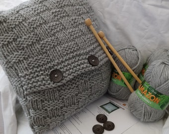 Cosy cushion knitting kit