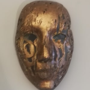 Wall mask, Wall sculpture