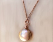 Baroque Coin Pearl Pendant Chain Necklace in 14k Rose Gold Fill. Wire Wrapped Natural Peach Pearl and Rubies. Necklace Earring Matching Set