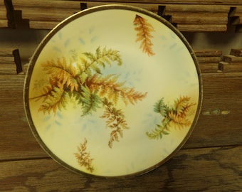 Antique Royal Rudolstadt Fern Plate c. 1905 to c. 1920 Prussia Mark B -  [#186- LR - Cabinet]