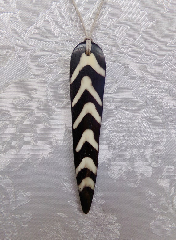 Ethnic Batiked Chevron Bone Pendant - Kenyan - [#3
