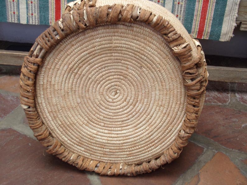 LARGE Namibian Milk Container Coiled Basket by Liina Amantundu Free Shipping 245 Garage imagem 10