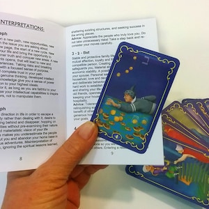 Een persoonlijk bericht van Revealed by the Letters-kaarten: één kaartlezing voor inzichten, begeleiding en voorspelling volgens de Kabbalah