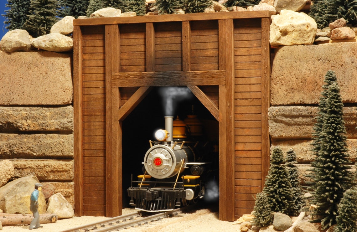 G SCALE TRAIN Building Tunnel Portal for use with LGB Accucraft Garden